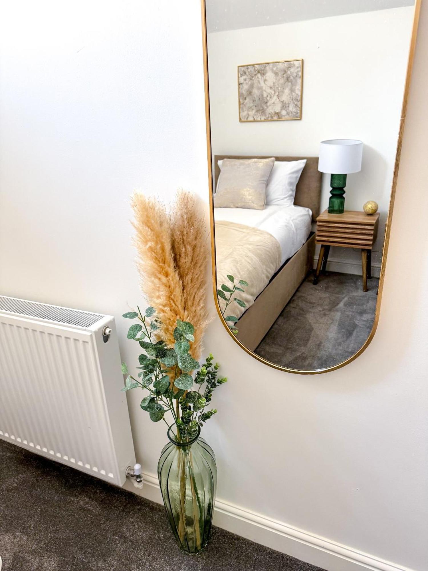 The Luxe Haven - Apartment Nottingham City Centre Buitenkant foto