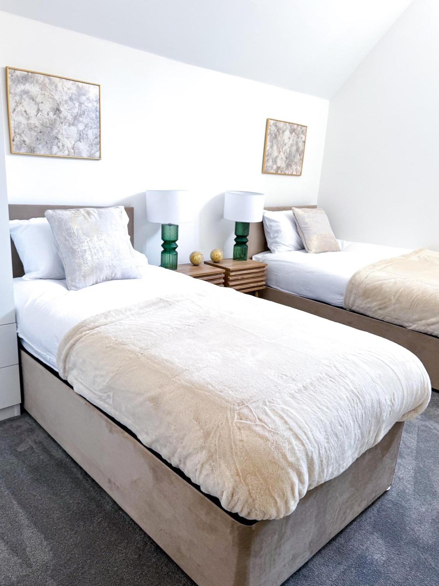 The Luxe Haven - Apartment Nottingham City Centre Buitenkant foto