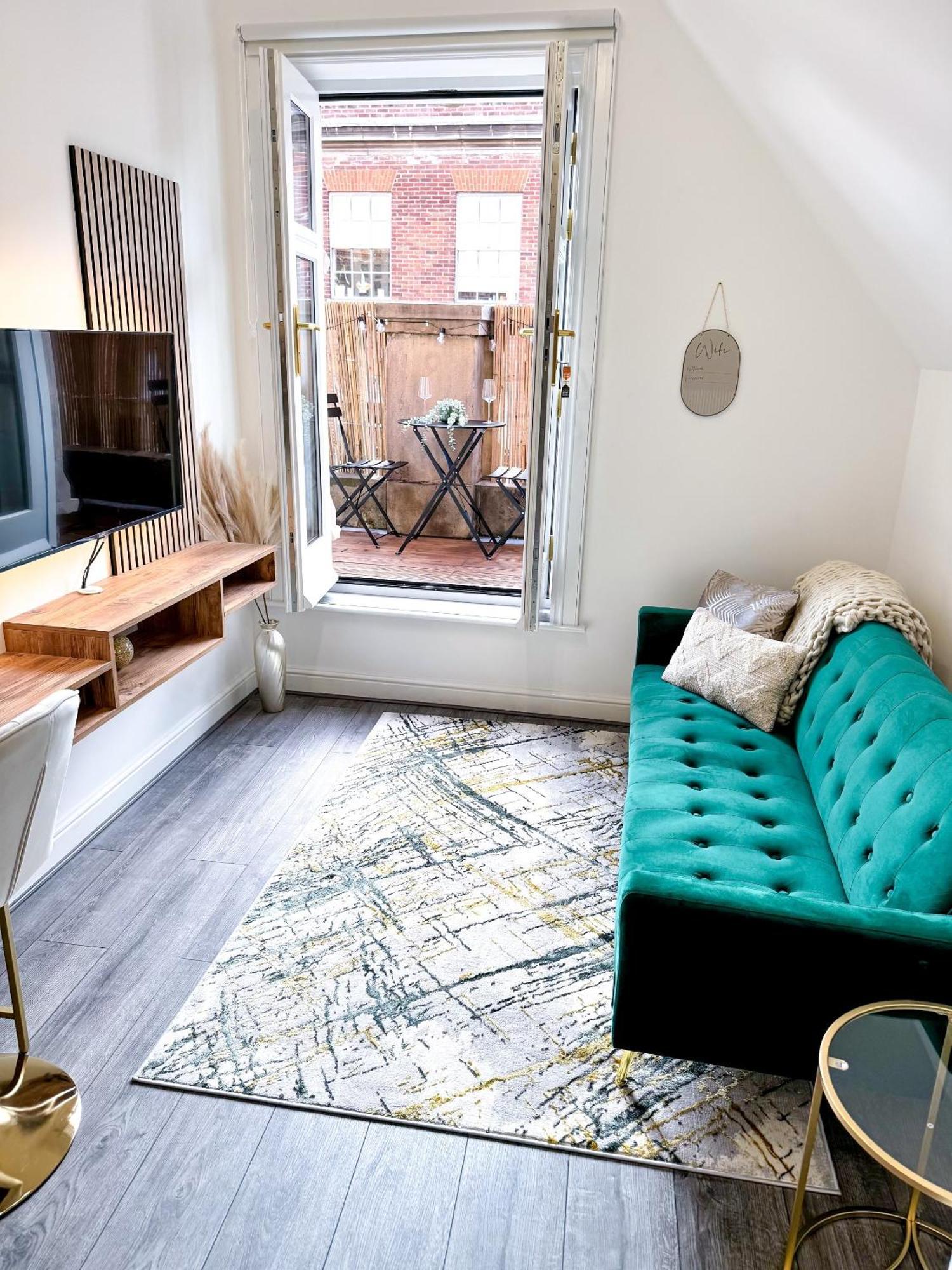 The Luxe Haven - Apartment Nottingham City Centre Buitenkant foto
